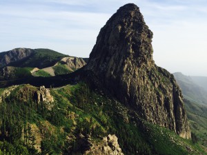 Los Roques, die Felsnasen bestehen aus erstarrter Lava